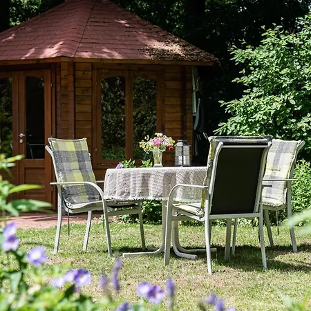 Zum Huelsenbusch Апартаменты *